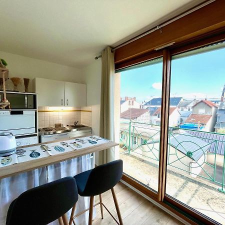 Salm, Coquet Studio Avec Balcon ウイストルアム エクステリア 写真
